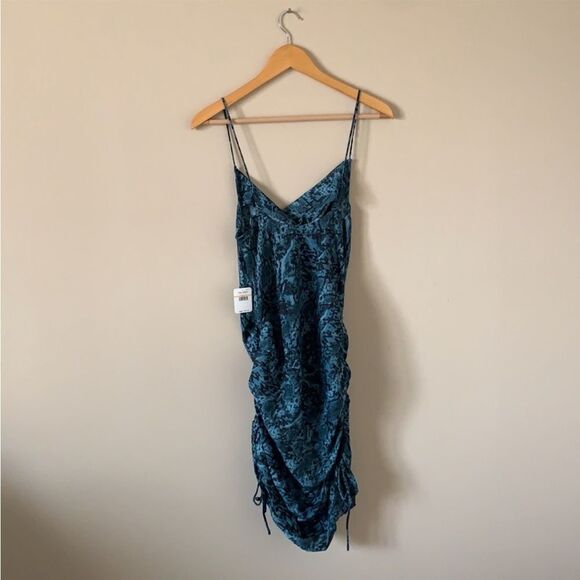 Free People Day To Night Printed Slip Dress In Indigo Combo - Picture 3 of 3